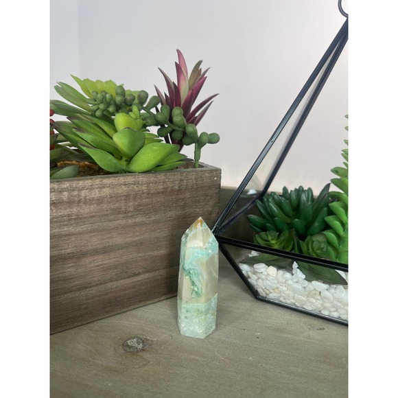 Phantom Fluorite Tower Polished Point Wand - Picture 2 of 10